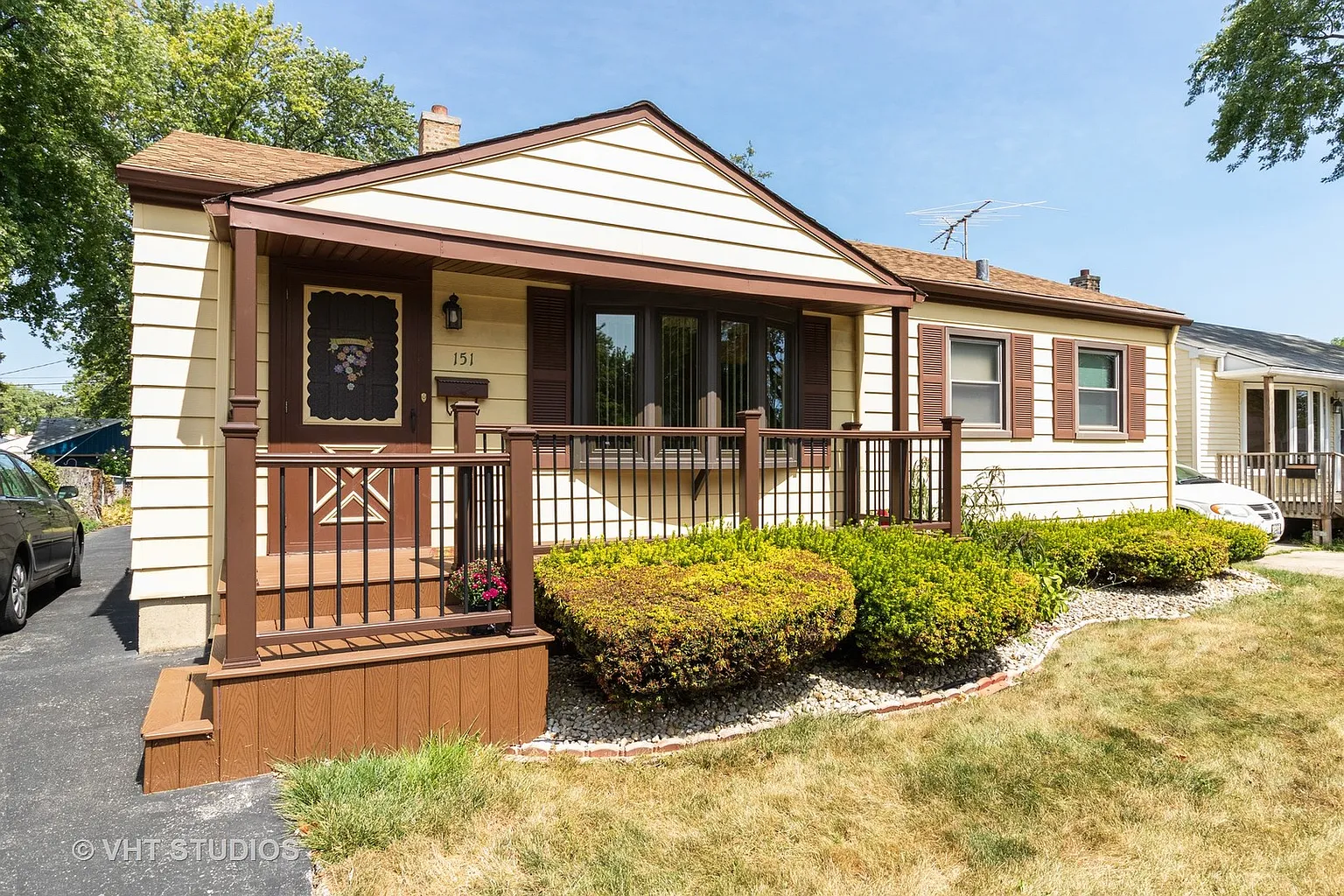 151 W Sauk Trl S photo 1