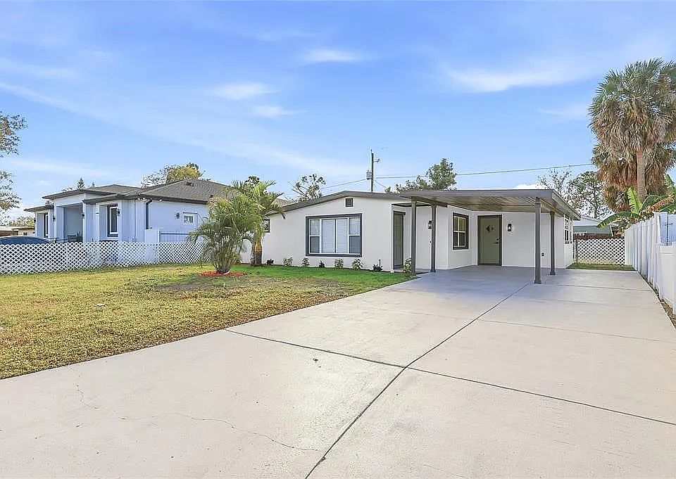 1st image of 8012 Dell Dr