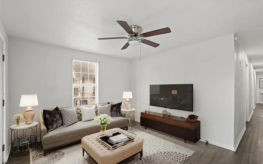 2 bed, 1.0 bath, 700 sqft, $1,400 — Photo 4