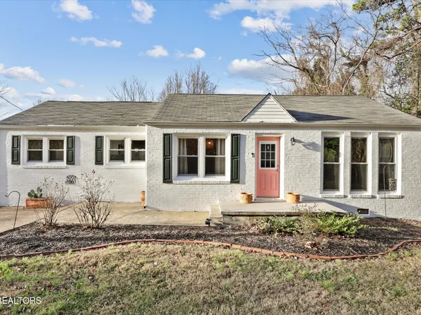 7915 Westland Dr, Knoxville, TN 37919