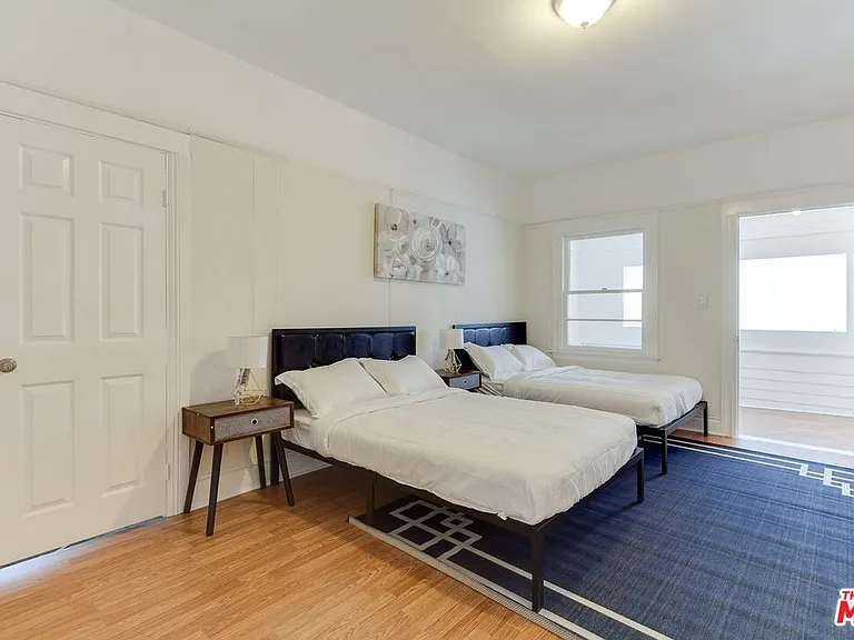 1228 Fedora St — Photo 25