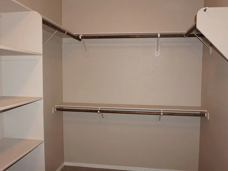 1858 Prairie Grass Dr — Photo 27