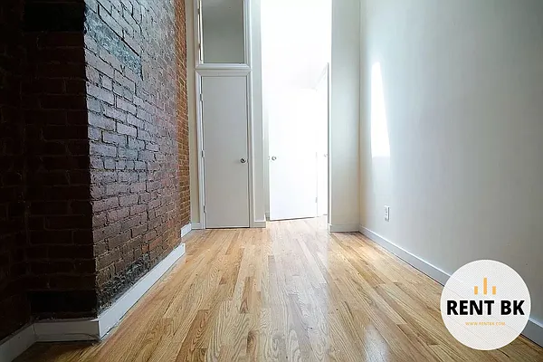 Rented by RENTBK LLC | media 11