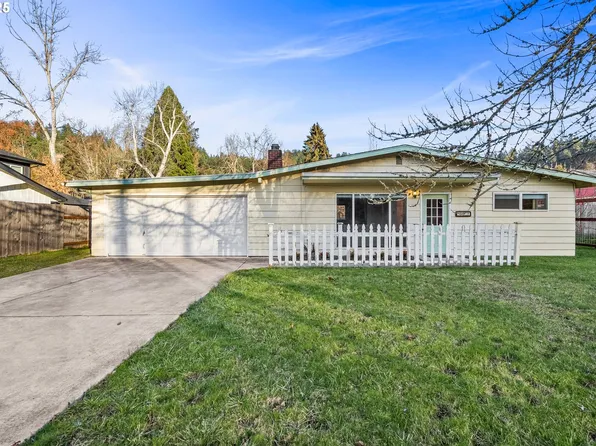 3875 E Amazon Dr, Eugene, OR 97405