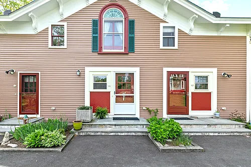 97 Narragansett Ave #C3 Photo 1