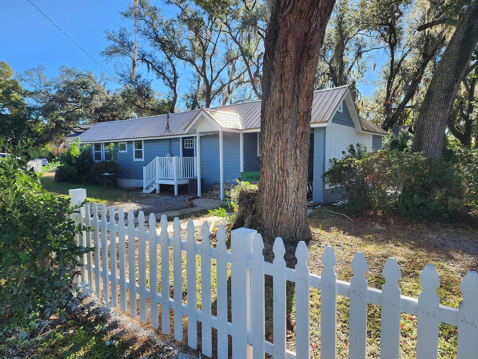 1117 Hickory Ave — Photo 3