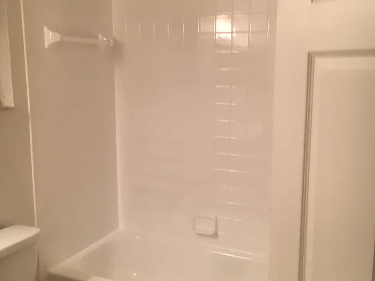 208 Tiffany Ct — Photo 17