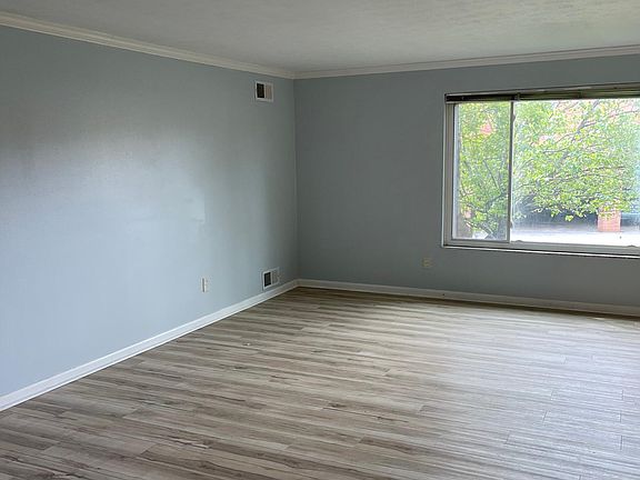 4th image of 22091 River Oaks Dr APT C6