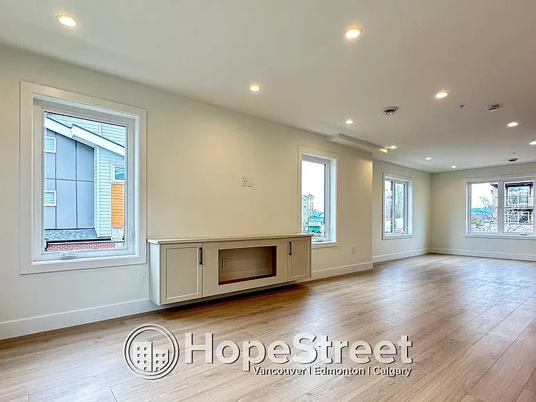 22348 48th Ave #3 — Photo 7