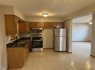 3108 Saint Charles Rd APT 1B, Bellwood, IL 60104