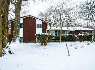 340 Royal Oak Blvd, Richmond Heights, OH 44143