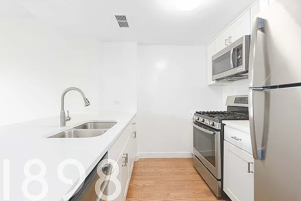 Rented by A&E Real Estate Management | media 13