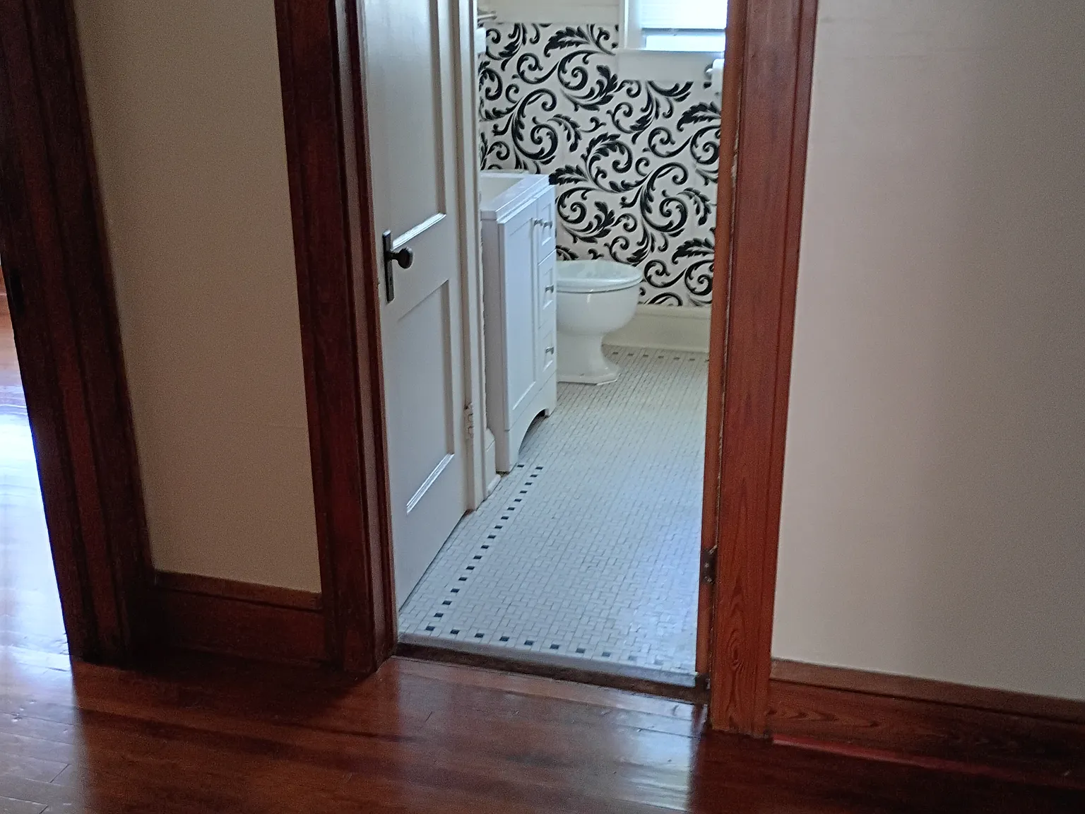 2 bed, 928 sqft, $1,275 — Photo 3