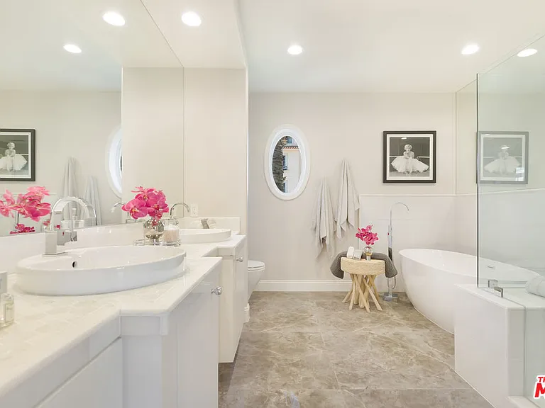 202 N Crescent Dr #1 — Photo 15