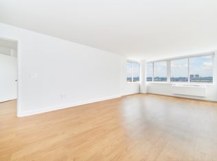 160 Riverside Blvd APT 7H, New York, NY 10069
