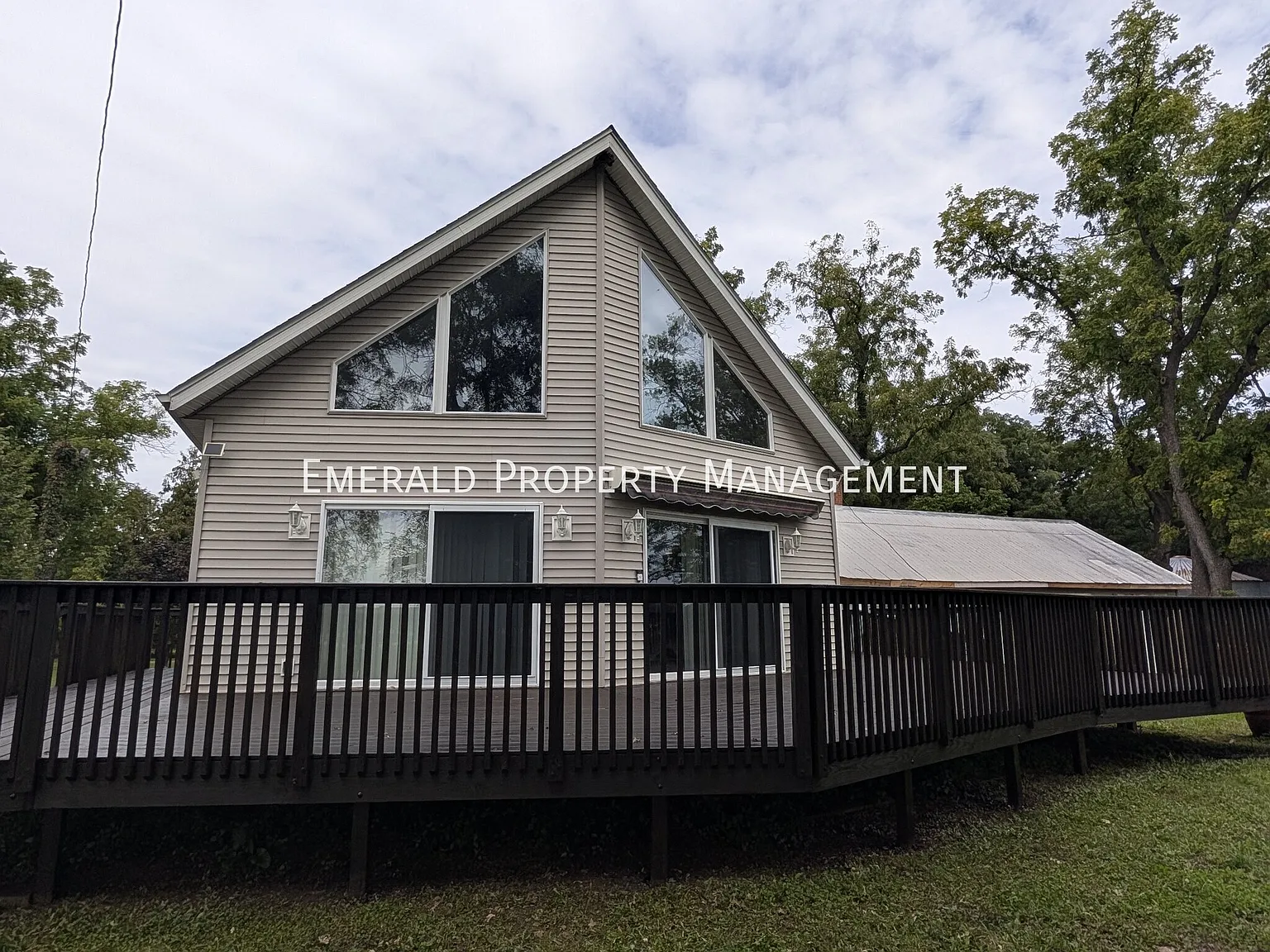 3 bed, $2,950 — Photo 1