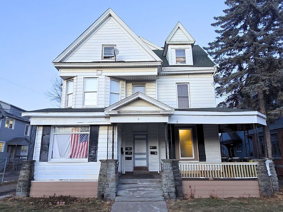 1st image of 132 Main St