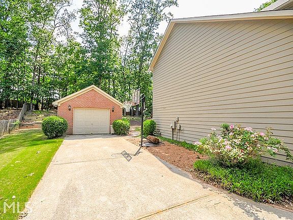 2nd image of 2355 Cobble Creek Ln