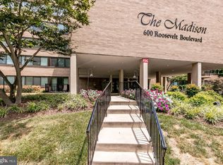 600 Roosevelt Blvd APT 506, Falls Church, VA 22044