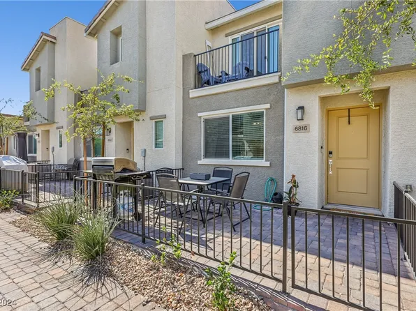 6816 Alpine White Ct, North Las Vegas, NV 89086