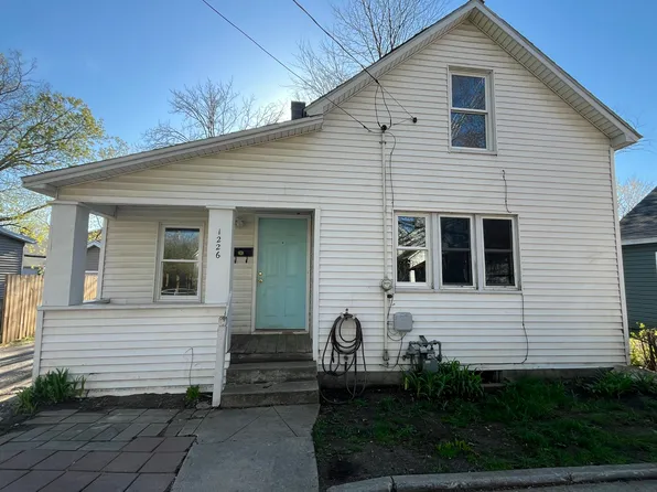 1226 Wieland Pl NW, Grand Rapids, MI 49504