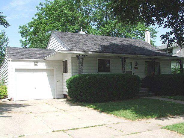 1st image of 514 Larchwood Dr