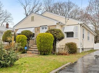 16 Willow St, North Providence, RI 02911