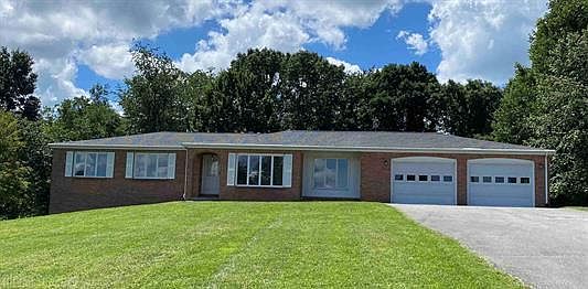 1st image of 3753 Morehead Ln