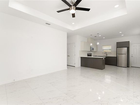 2nd image of 5712 Notre Dame Ave #2