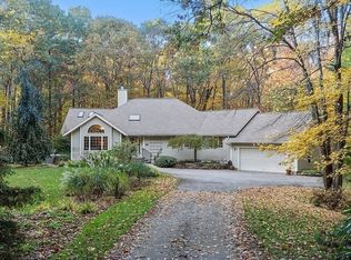 91 Nashoba Rd, Littleton, MA 01460