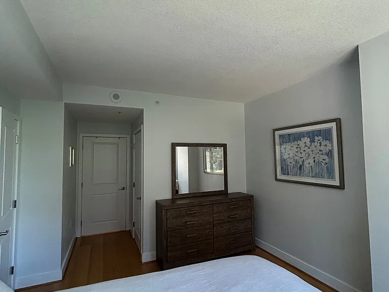2001 15th St N #316 — Photo 9