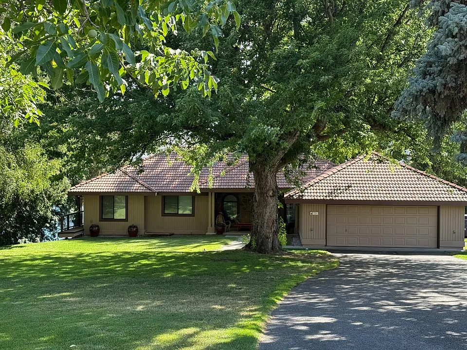 73 Bella Ln