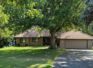 73 Bella Ln, Manson, WA 98831