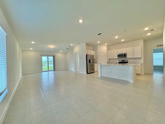 4th image of 10979 NW Middle Stream Drive