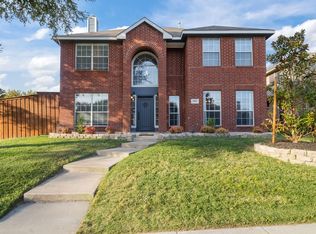 3912 Willow Bend Dr, The Colony, TX 75056