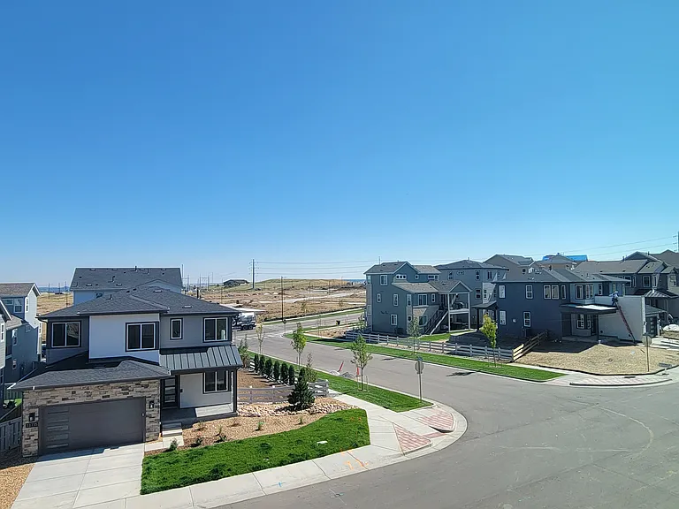 11732 Amplify Cir — Photo 37