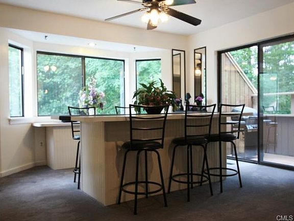 5th image of 31 Red Oak Cir #31