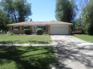 293 W Walnut Ave, Des Plaines, IL