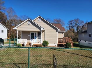 2032 N Main St, Mount Airy, NC 27030