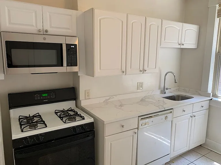 2309 Eldridge Street — Photo 7