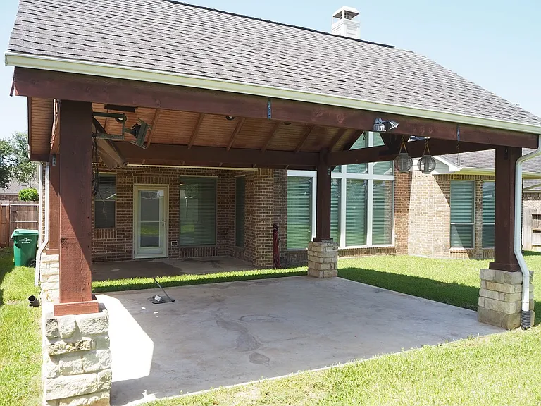 28607 Green Hedge Dr — Photo 7