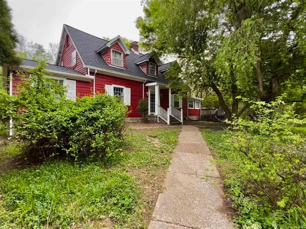 4866 Brosend Ln, Newburgh, IN 47630