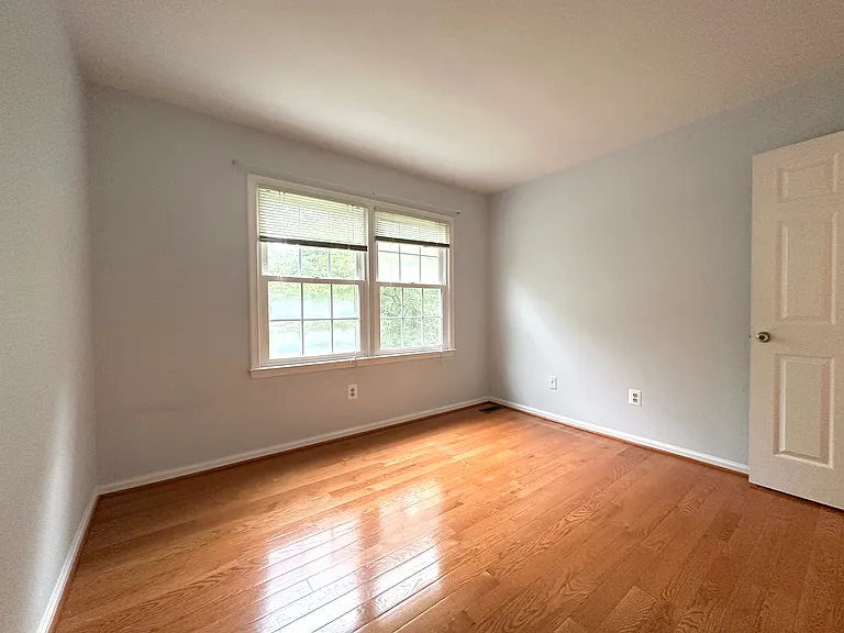 5127 Kenside Ct — Photo 34