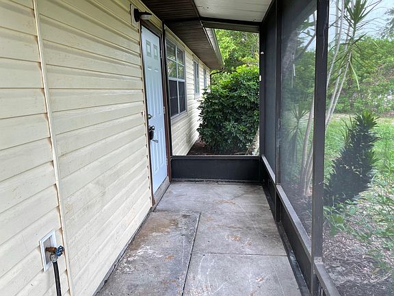 2nd image of 18468 Miami Blvd #18468