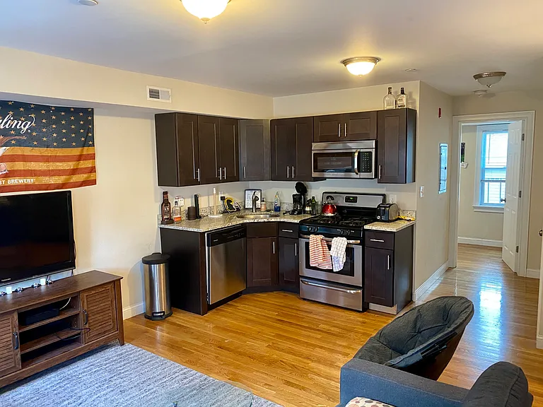 169 Thorndike St #2 — Photo 3