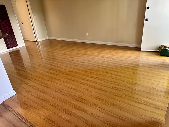 4th image of 316 Pasadena Ave #2