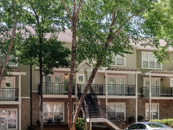 490 Barnett Shoals Rd APT 816, Athens, GA 30605