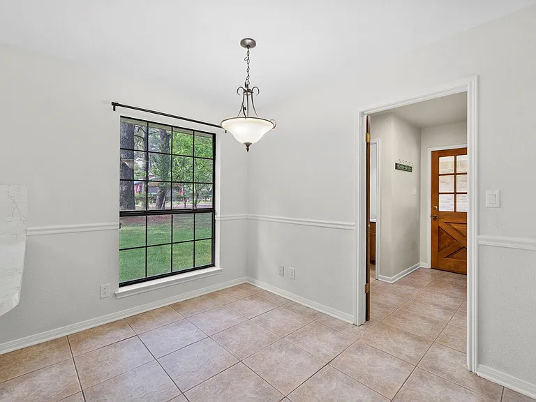 17406 Bobcat Trl — Photo 8