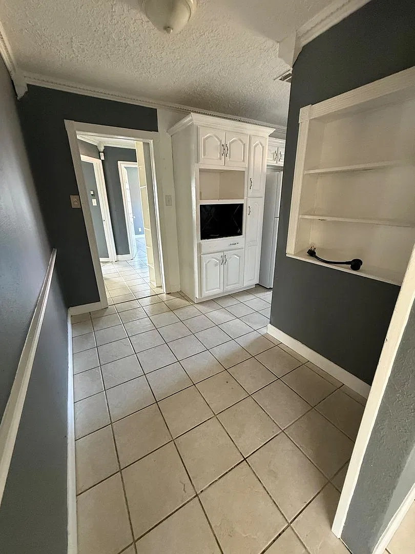 House For Rent 3975 Cleveland St, Beaumont, TX 77703 — Photo 4