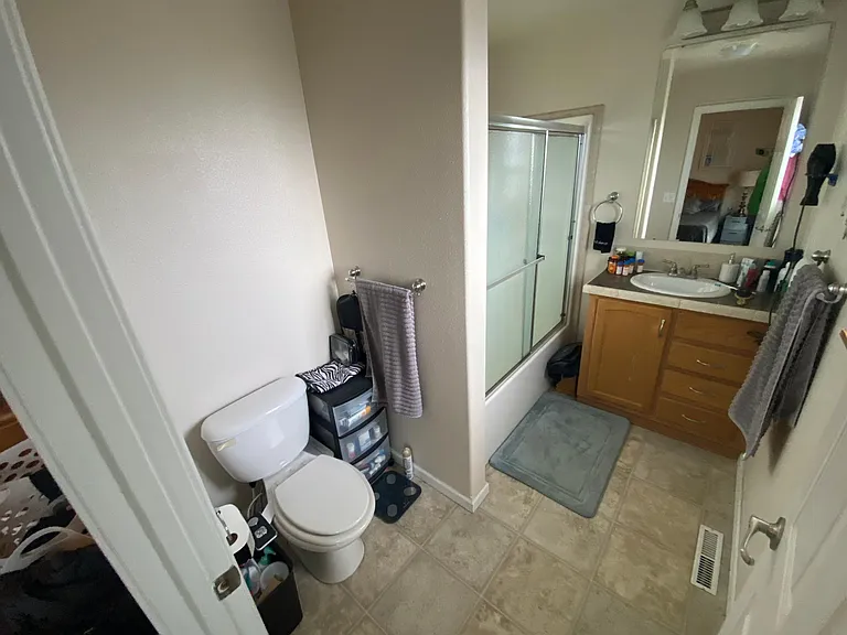 275 Confluence Ave #D — Photo 12